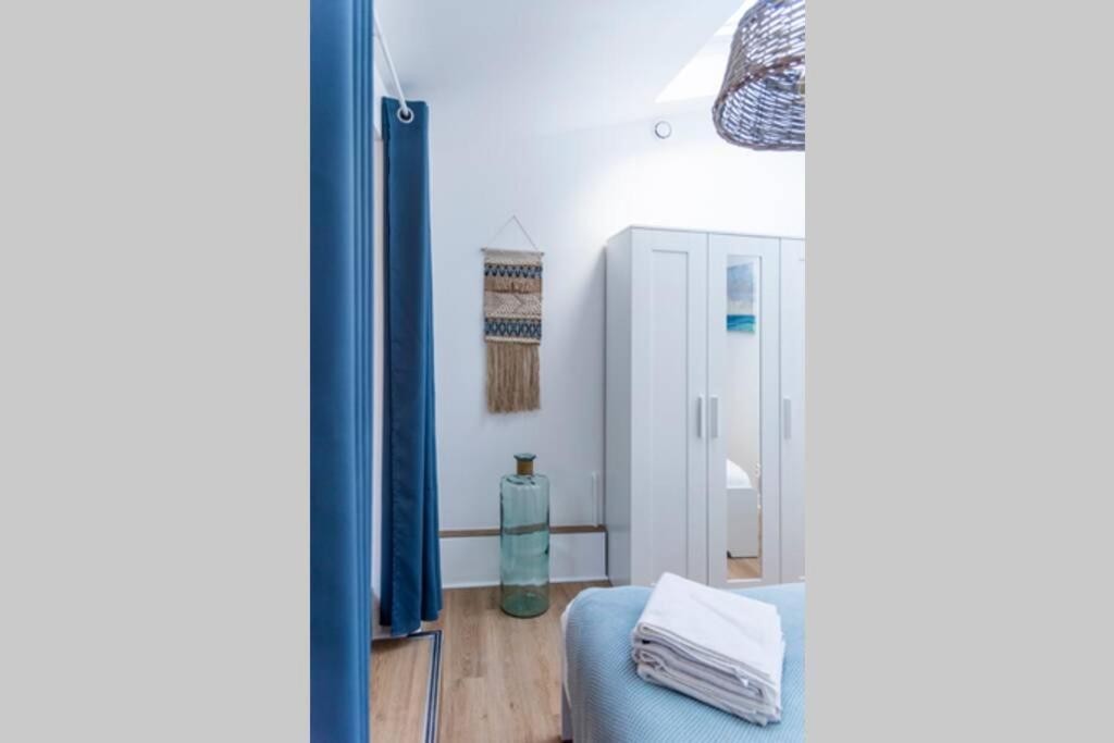 Appartement 2 Personnes, Place St Sauveur A 2Min 凯恩 外观 照片